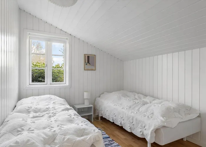 30338-odder-skovlunden-11 Odder