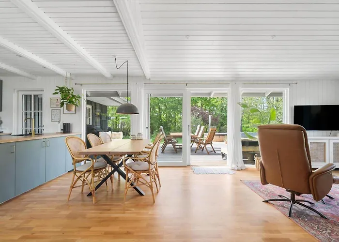 30338-odder-skovlunden-11 * Odder